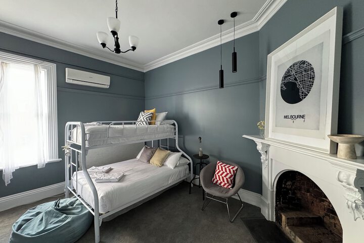 Room 10 of 49