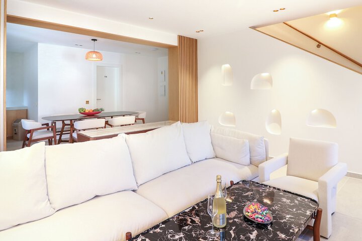Room 15 of 41