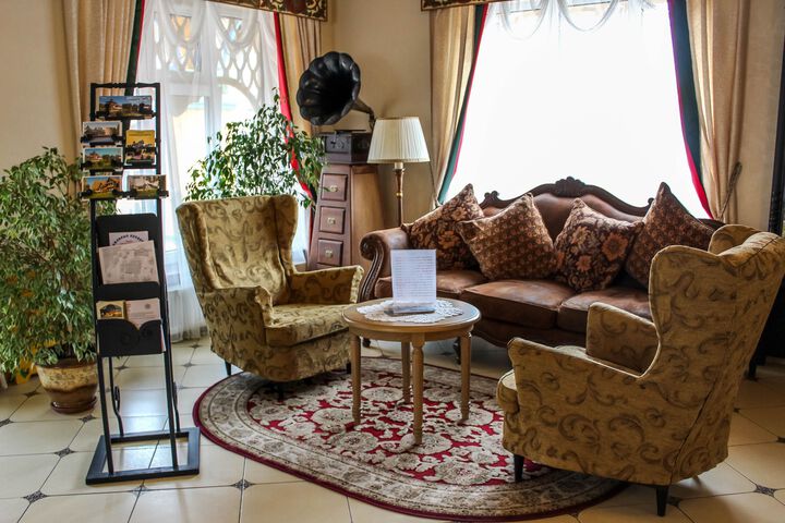 Lobby Entry