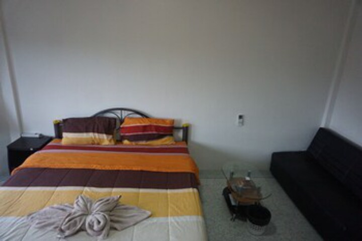 Room 11 of 15