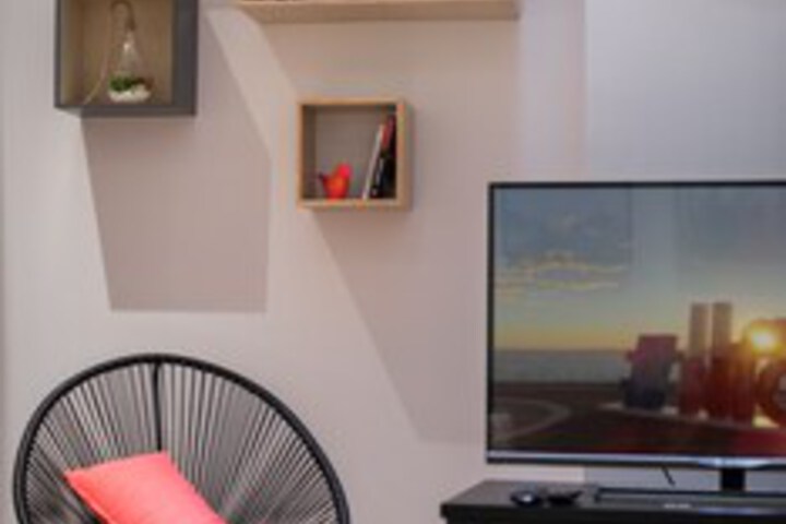 Room 10 of 23