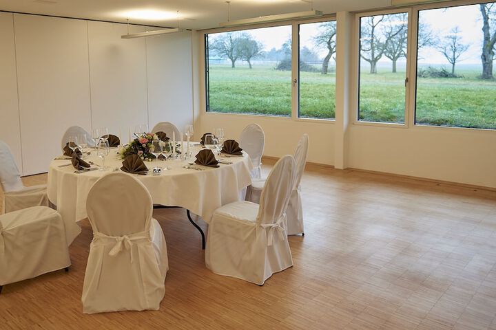Ballroom/Hall 44 of 64