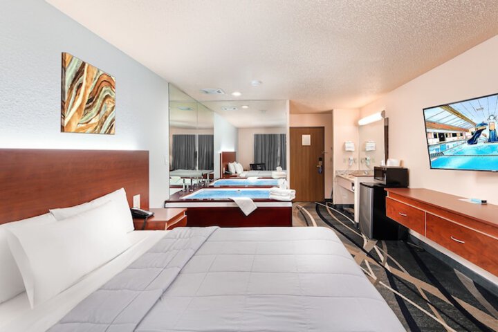 Room 30 of 222