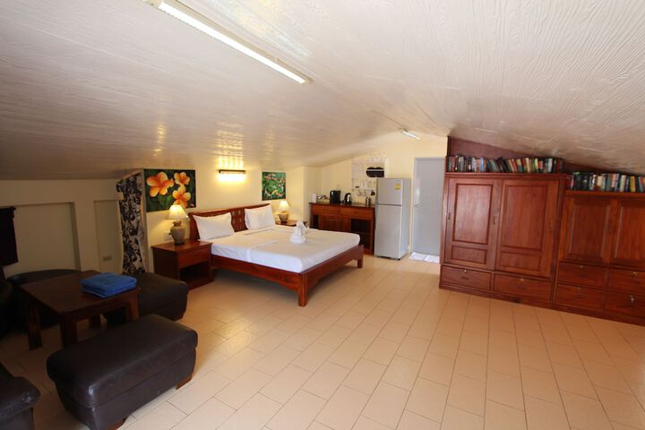 Room 37 of 125