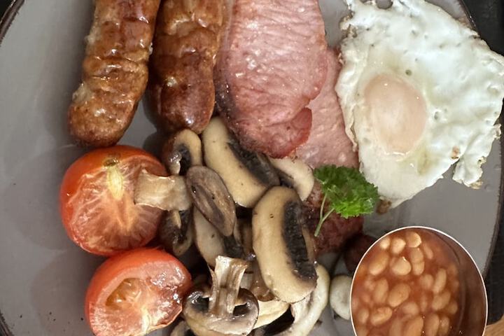 Breakfast meal