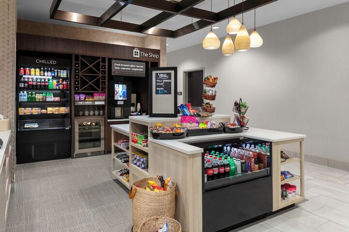 Snack bar