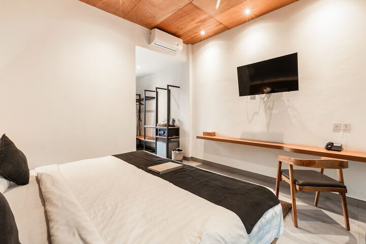 Room 19 of 51