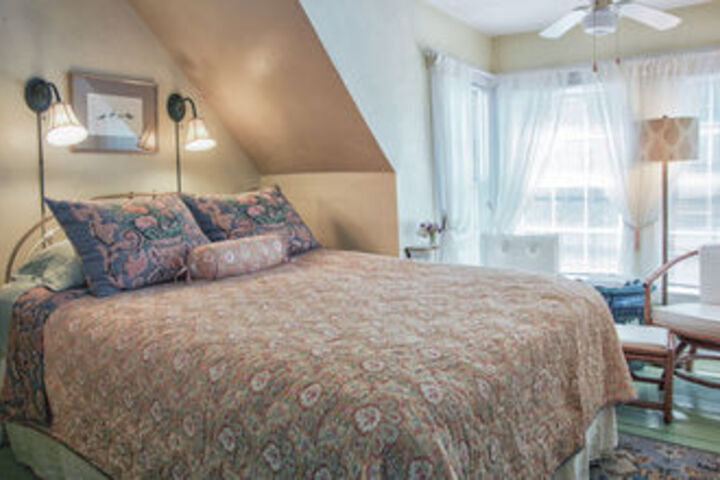 Room 41 of 74