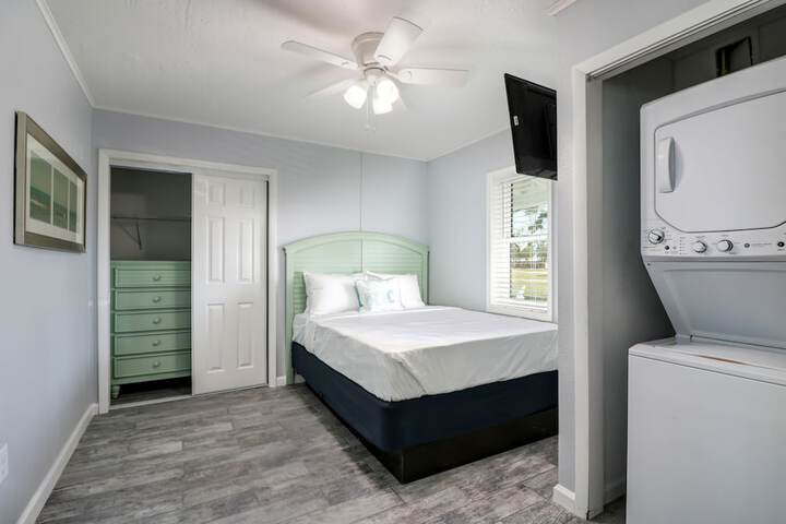 Room 16 of 70