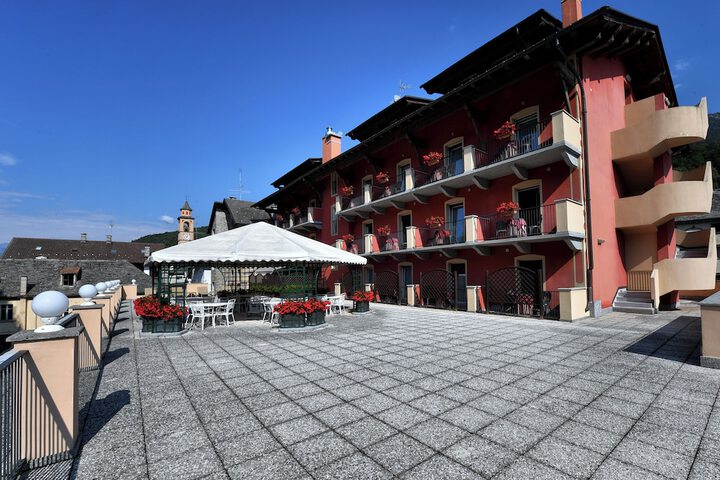 Terrace/Patio 7 of 9