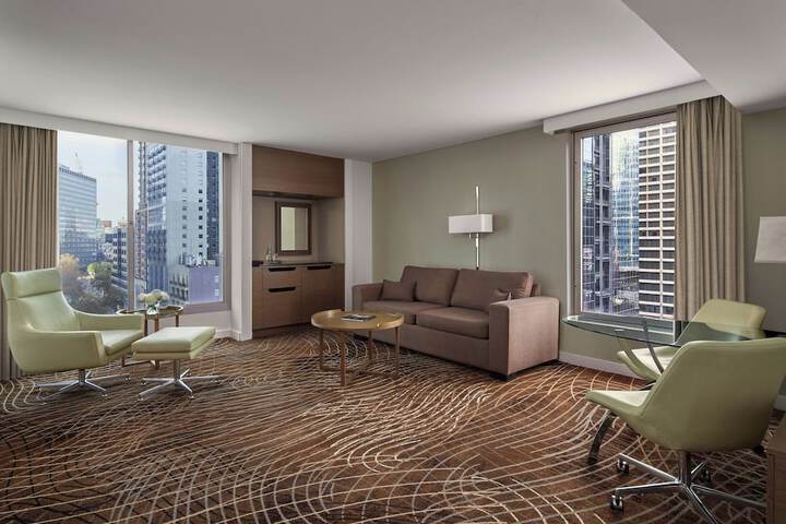 Room 16 of 72
