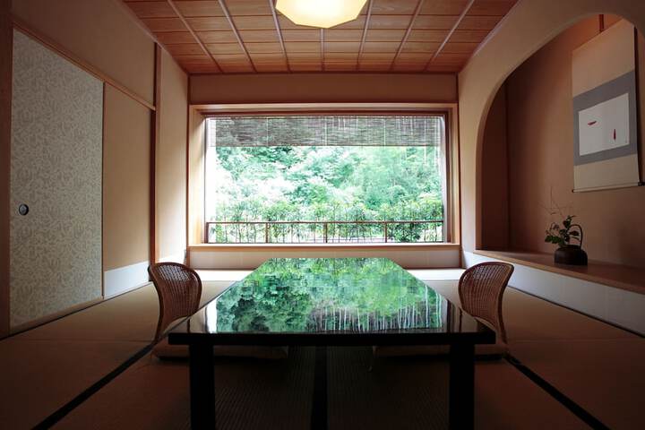 Room 21 of 78