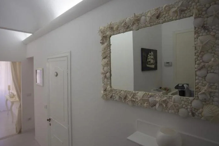 Room 8 of 26