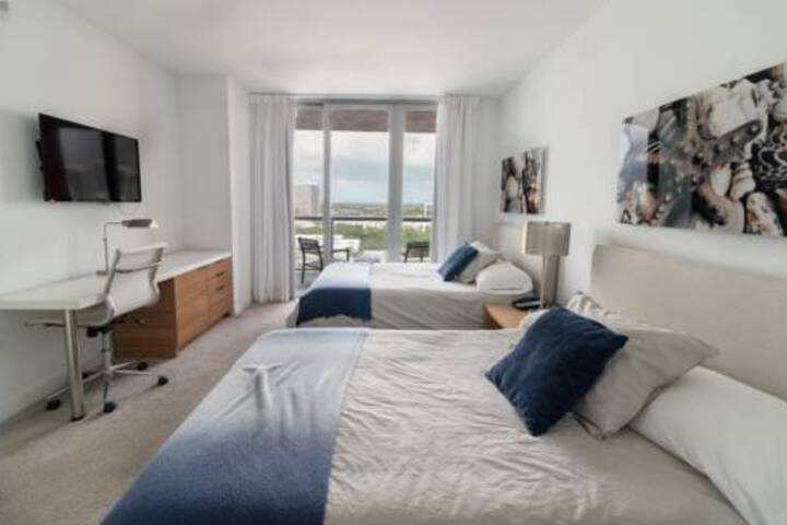 Beachwalk Deluxe Apartments in Hallandale Beach, FL