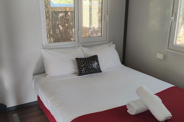 Room 35 of 123
