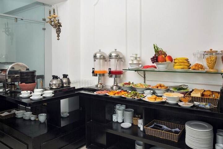 Breakfast/Coffee Service 7 of 8