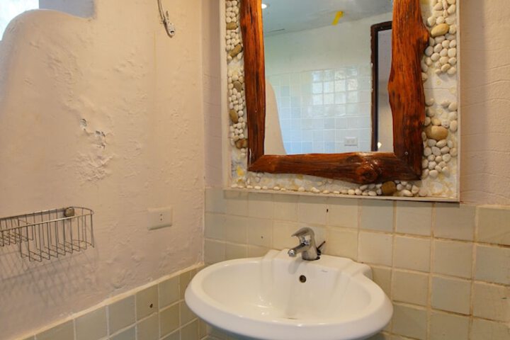 Room 15 of 105