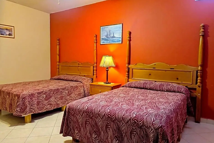 Room 4 of 21