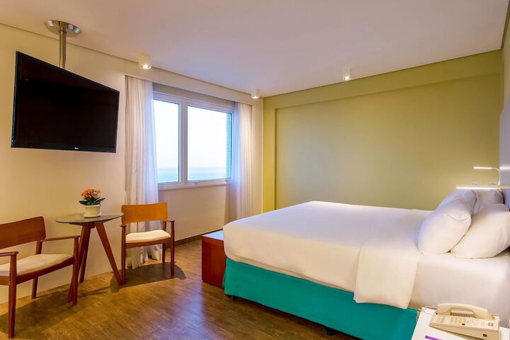 Room 32 of 130