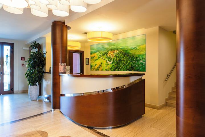 Hotel Interior 3 of 118