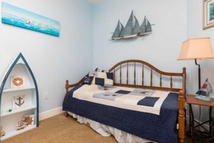 Room 145 of 163
