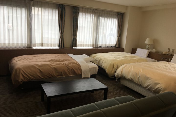 Room 7 of 38