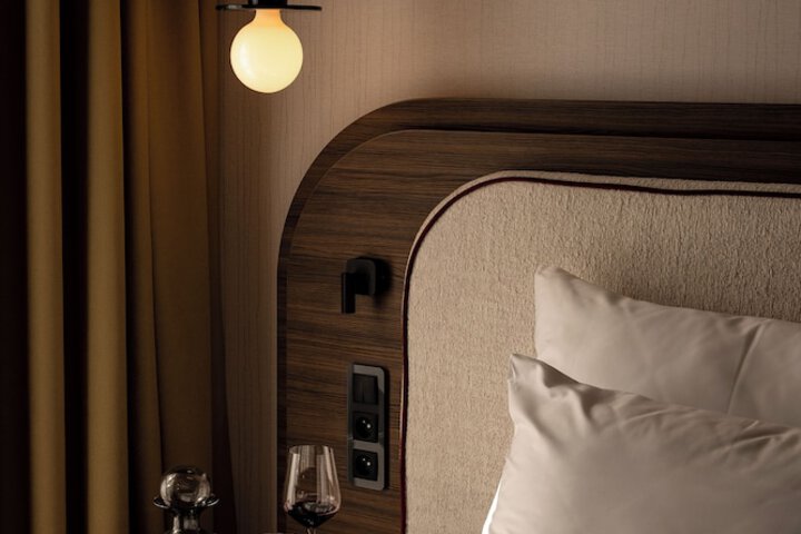 Room 47 of 127
