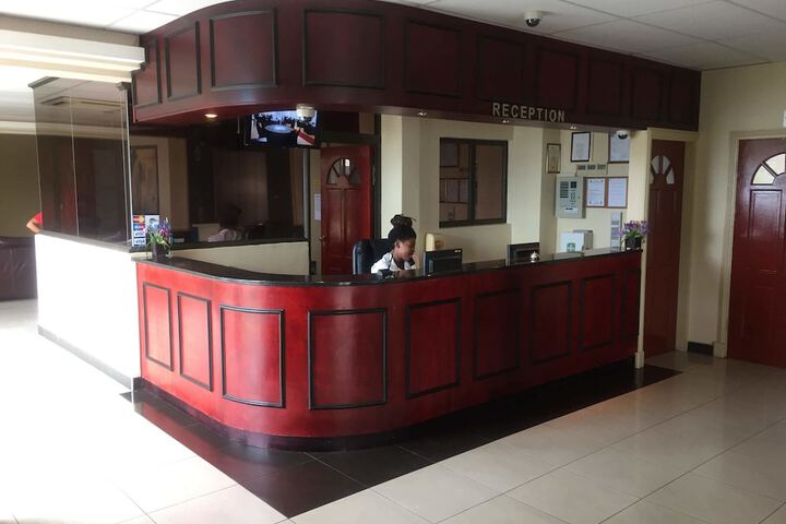 Hotel 2 of 48