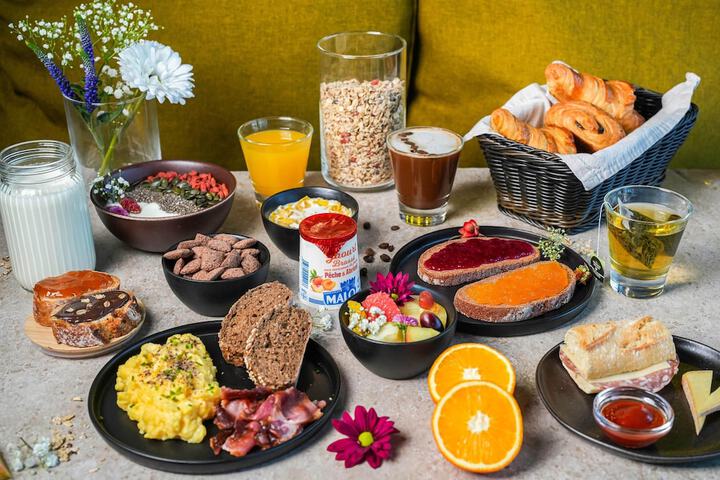 Breakfast meal