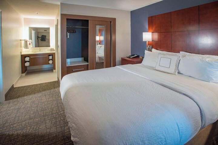 Room 5 of 20