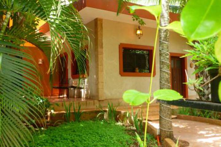 Exterior of Flycatcher Inn Retreat