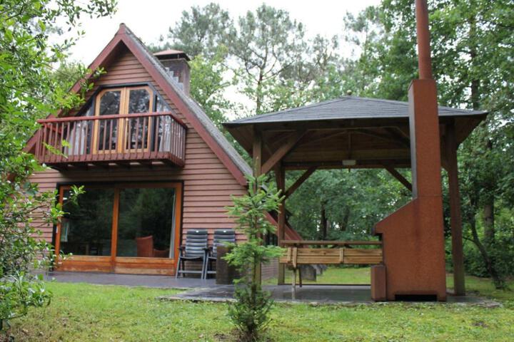Nice bungalow with dishwasher close to the forest