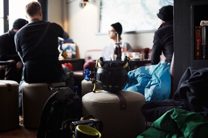 Lounge 39 of 54