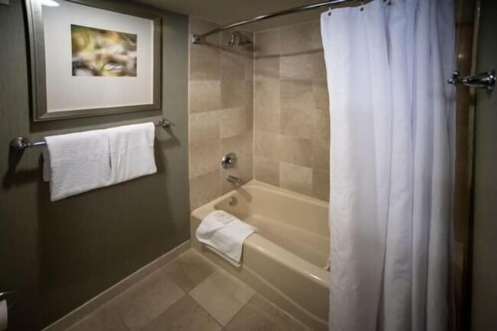 Room 18 of 45