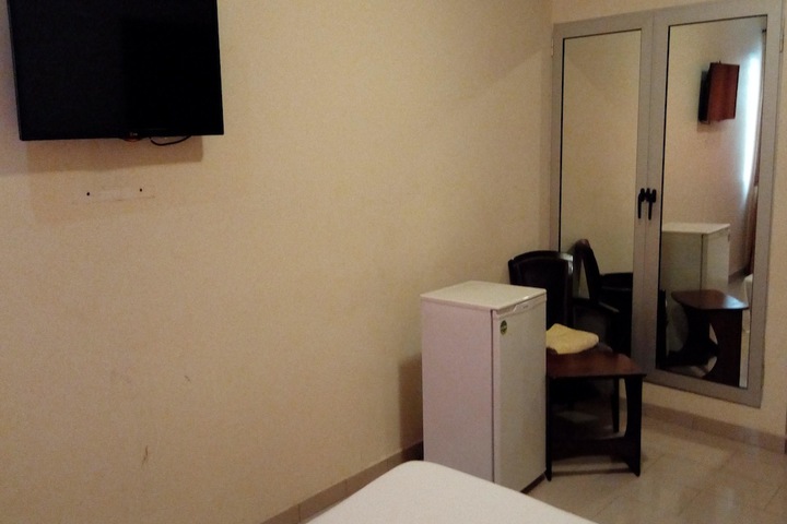 Room 42 of 78
