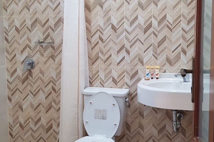 Room 27 of 51