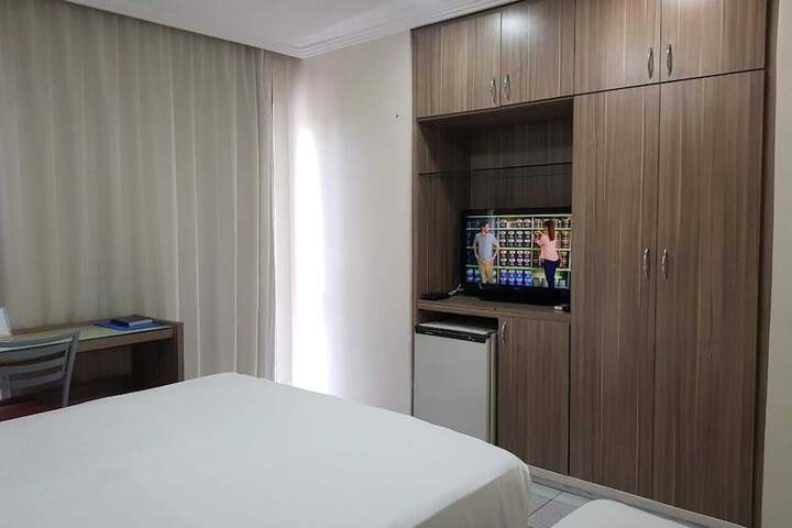 Room 25 of 88