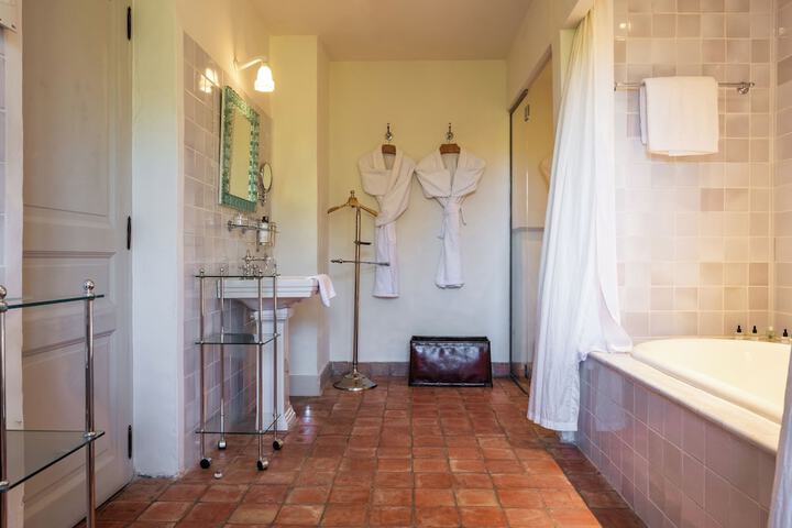 Bath Amenities