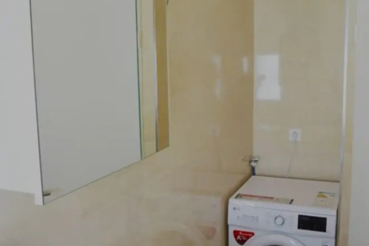 Room 8 of 17