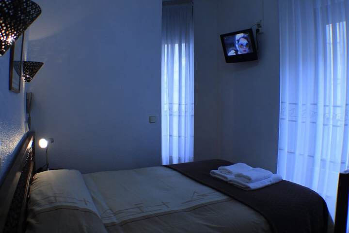Room 15 of 32