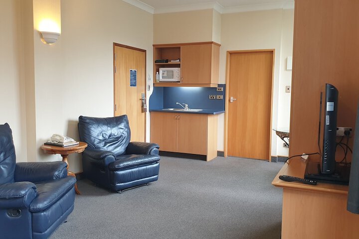 Room 17 of 30