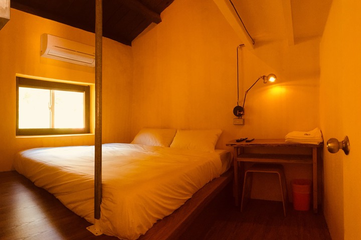Room 3 of 5