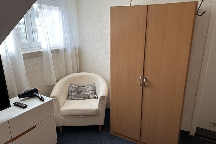 Room 68 of 109
