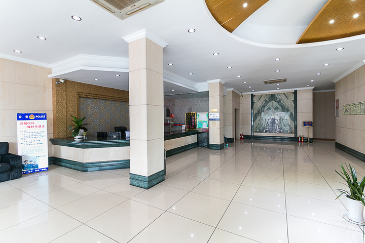 Hotel Interior 14 of 26