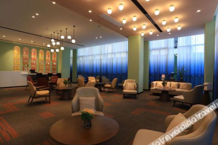 Hotel Interior 4 of 15