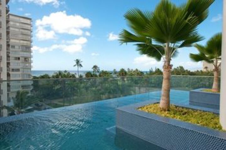 Pool 220 of 232