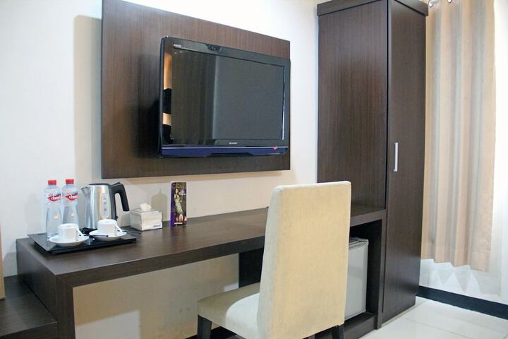 Room 11 of 22