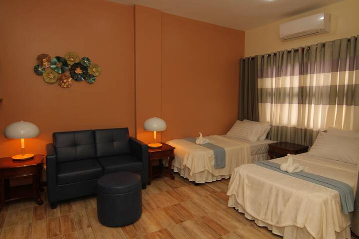 Room 8 of 38