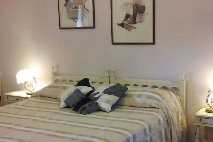 Room 5 of 46