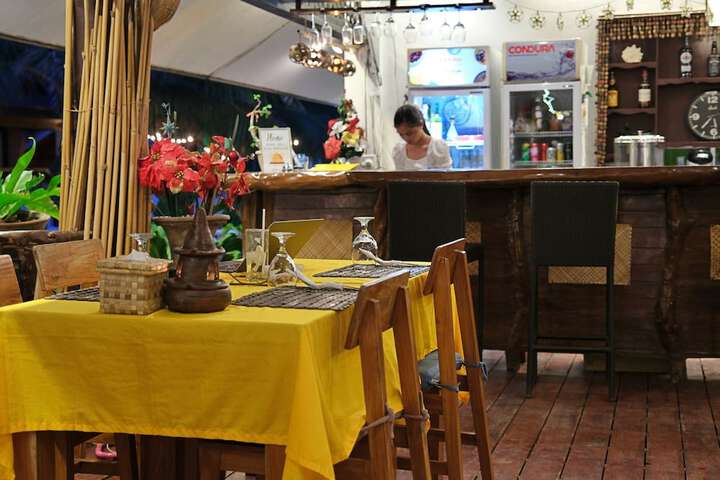 Dining 47 of 61